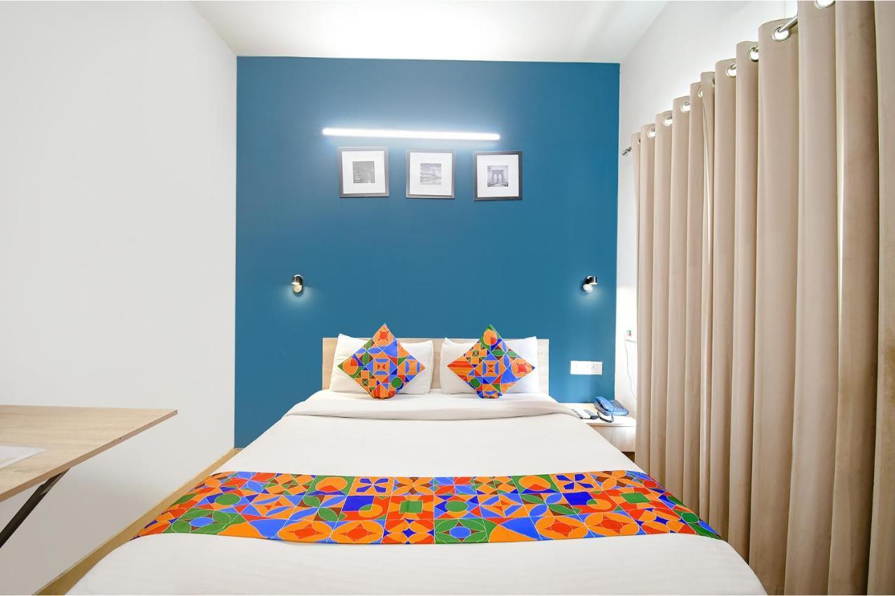Fabhotel Silverkey コルカタ エクステリア 写真
